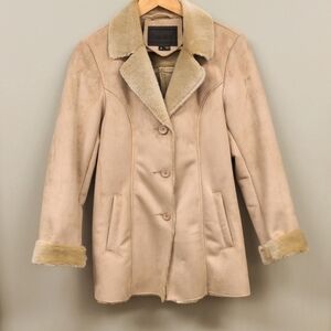 NWOT Dona Michi Suede Faux Fur Lined Button Up Jacket Size Small